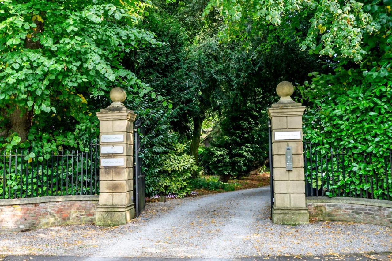 Villa Middlethorpe Manor - No 6 Tranquility & Ease York Esterno foto